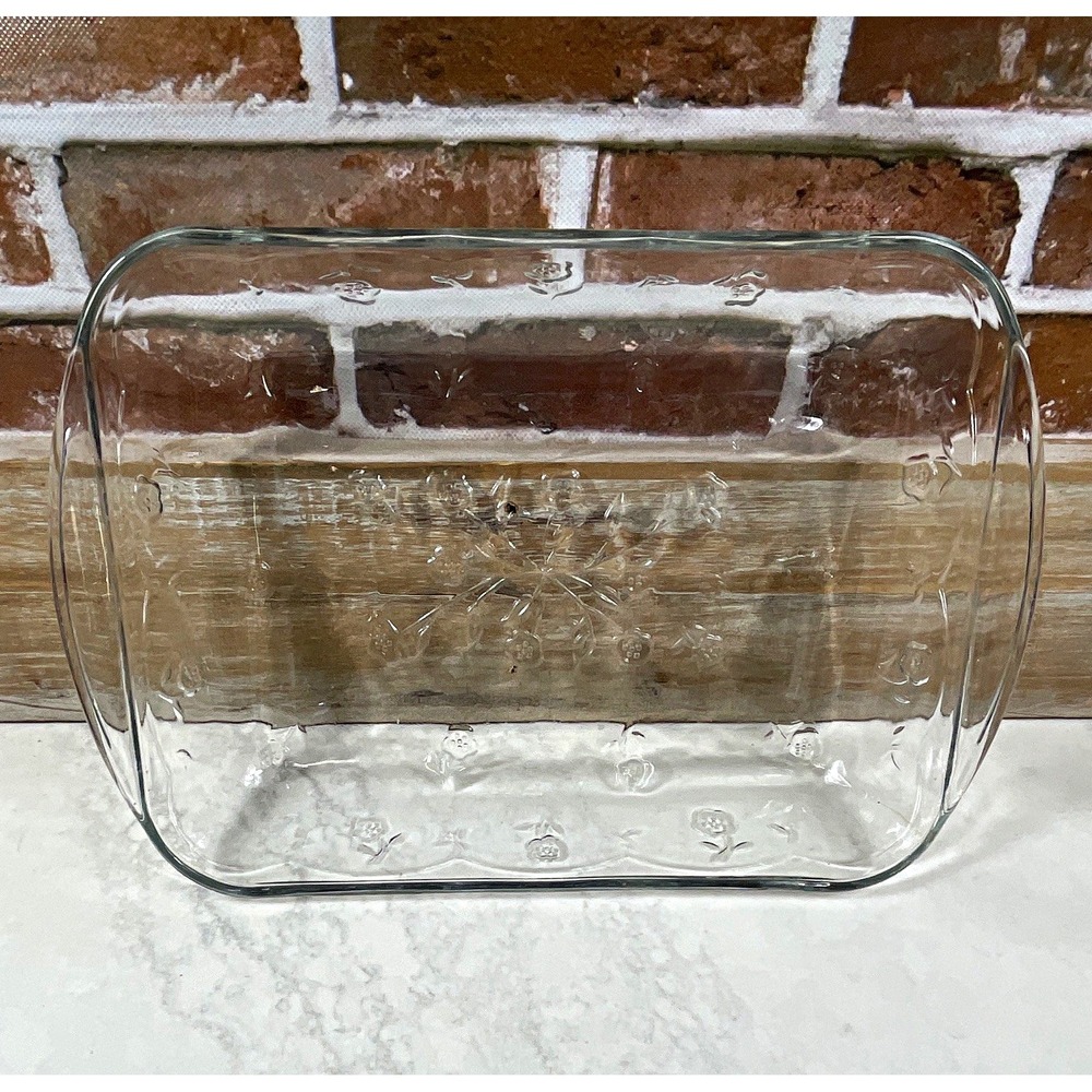 Clear Glass Rectangle Floral Embossed Casserole/Baking Dish 12 in x 9 in